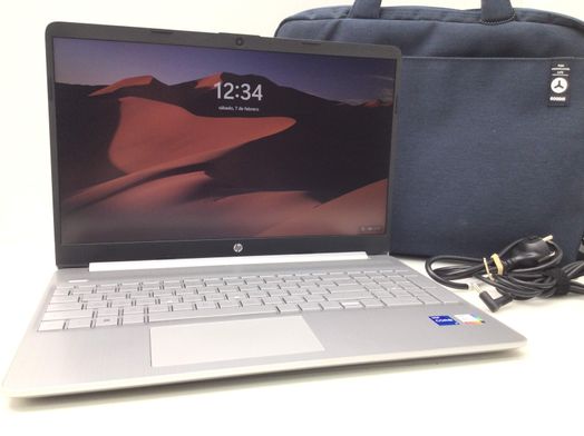 pc portatil hp 15s-fq5048ns