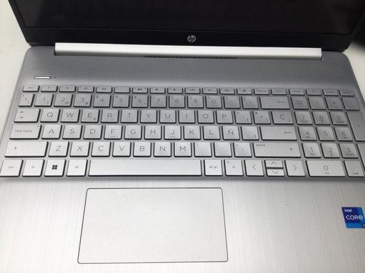 pc portatil hp 15s-fq5048ns