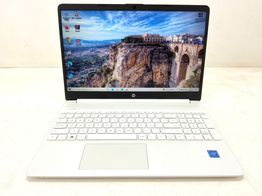pc portatil hp 15sfq001ns