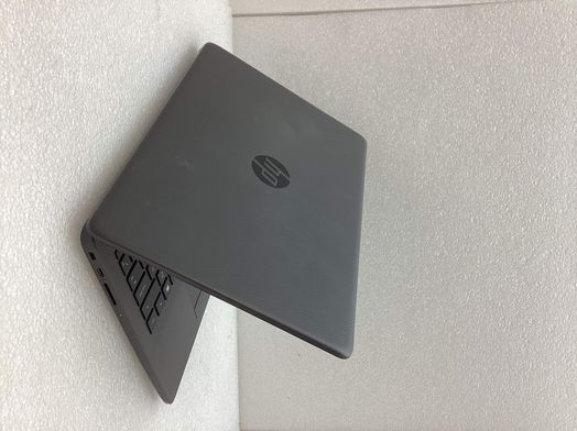 pc port&aacute;til hp hp 240 g8 notebook pc