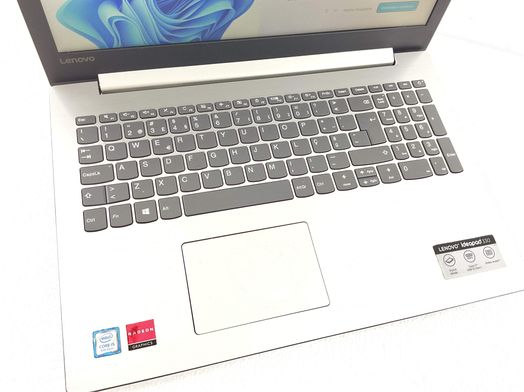 pc port&aacute;til lenovo 81de