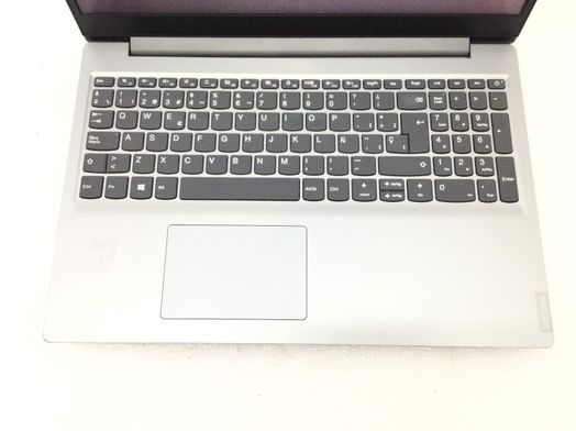 pc portátil lenovo 81ut