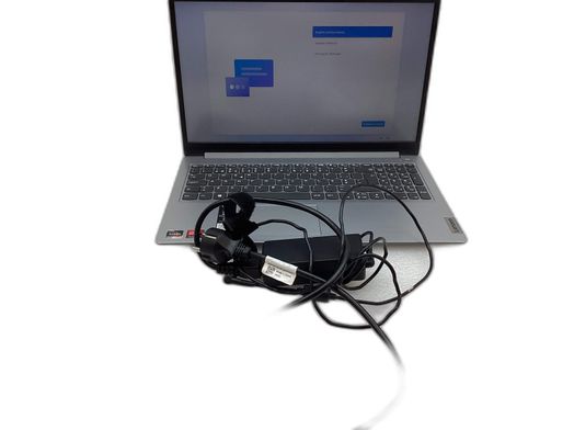 pc port&aacute;til lenovo 82r4