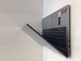 pc port&aacute;til lenovo 82vg