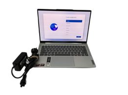 pc port&aacute;til lenovo 83db