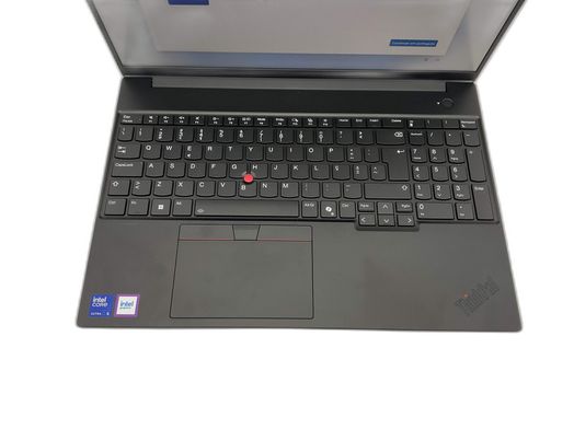 pc portátil lenovo e16 3gen