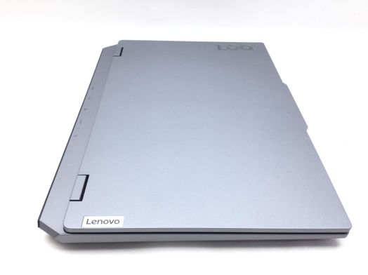 pc portatil lenovo loq 15iax9