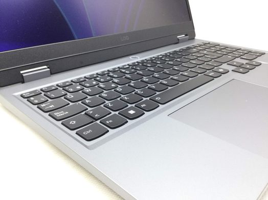 pc portatil lenovo loq 15iax9