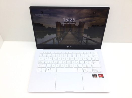 pc portatil lg 13u70q