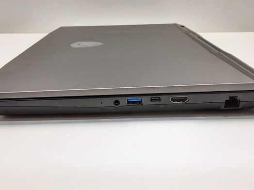 pc portatil msi ms-1585