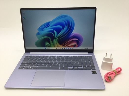 pc port&aacute;til samsung galaxy book 4 edge