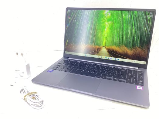 pc port&aacute;til samsung galaxy book2 go