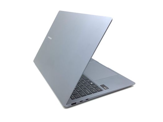 pc portatil samsung np960xgh