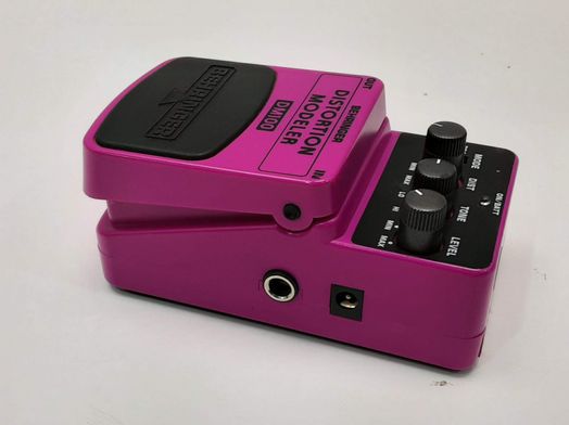 pedal multiefectos de guitarra behringer dm100