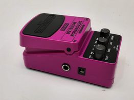 pedal multiefectos de guitarra behringer dm100