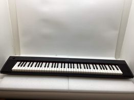 piano yamaha piaggnero np-32