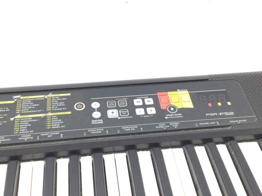 piano yamaha psr-f52