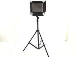 pie de iluminacion neewer nl660