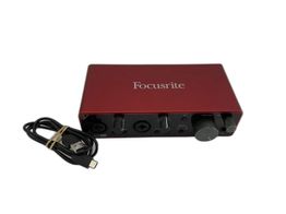 placa de som focusrite scarlett 2i2