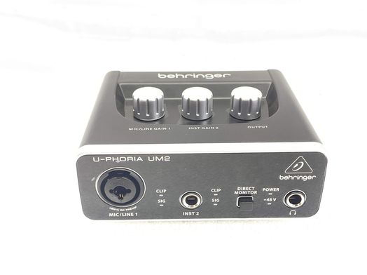 tarjeta interface behringer u-phoria um2