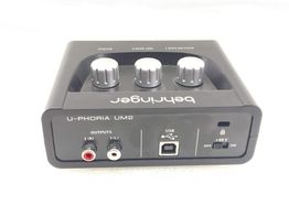 tarjeta interface behringer u-phoria um2
