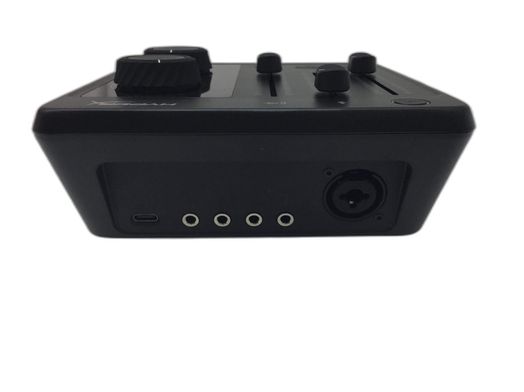 tarjeta interface hyperx audio mixer