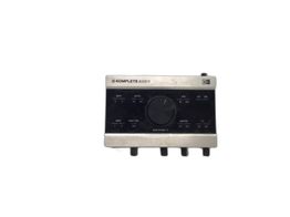 placa interface native instruments komplete audio 6
