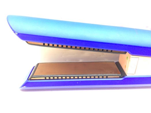 plancha pelo dyson corrale