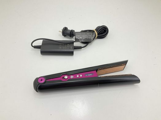 plancha pelo dyson corrale