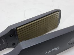 plancha pelo geemy gm-2995w