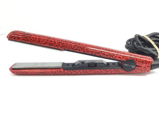 plancha pelo oniric style graphic titanium