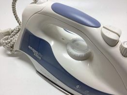 plancha vapor taurus aqua 2200