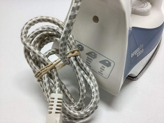 plancha vapor taurus aqua 2200