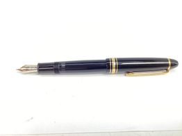 esferogr&aacute;fica gama alta montblanc meisterstuck 146