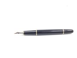pluma estilografica alta gama montblanc meisterstuck