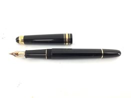 pluma estilografica alta gama montblanc meisterstuck