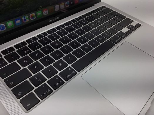 portatil apple apple macbook air core i3 1.1 13 (2020) (a2179)