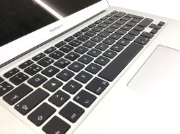 portatil apple apple macbook air core i5 1.3 11 (2013) (a1465)