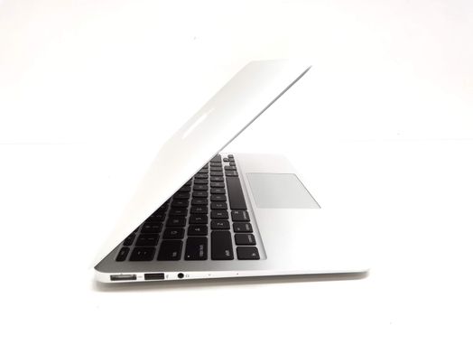 portatil apple apple macbook air core i5 1.3 11 (2013) (a1465)