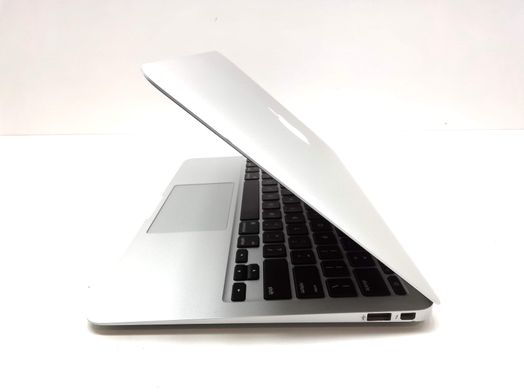 portatil apple apple macbook air core i5 1.3 11 (2013) (a1465)