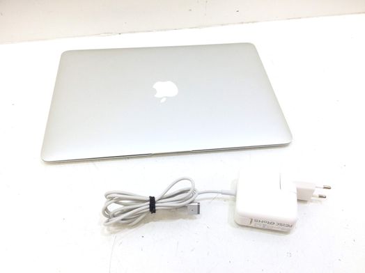 portatil apple apple macbook air core i5 1.3 13 (2013) (a1466)