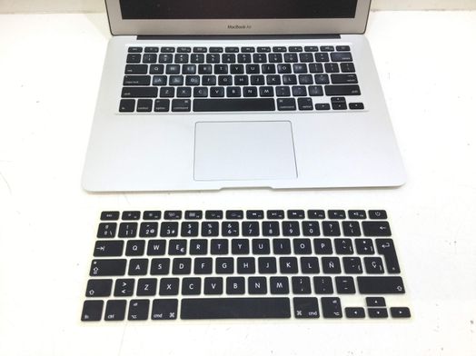 portatil apple apple macbook air core i5 1.3 13 (2013) (a1466)