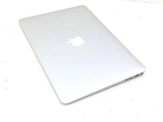 portatil apple apple macbook air core i5 1.3 13 (2013) (a1466)