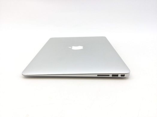 portatil apple apple macbook air core i5 1.3 13 (2013) (a1466)