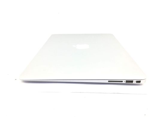 portatil apple apple macbook air core i5 1.3 13 (2013) (a1466)