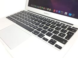 portatil apple apple macbook air core i5 1.6 11 (2015) (a1465)