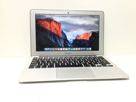 portatil apple apple macbook air core i5 1.6 13 (2015) (a1466)