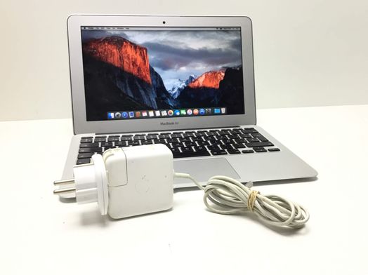 portatil apple apple macbook air core i5 1.6 13 (2015) (a1466)