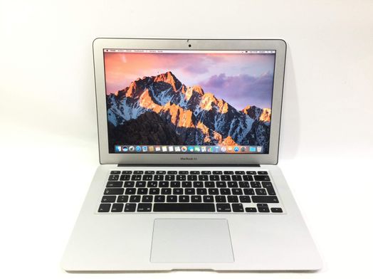 portatil apple apple macbook air core i5 1.6 13 (2015) (a1466)