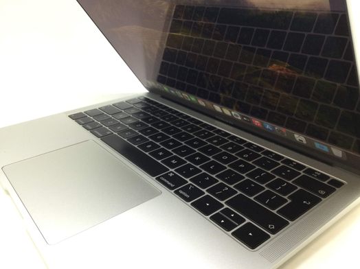 portatil apple apple macbook air core i5 1.6 13 retina true tone (2019) (a1932)